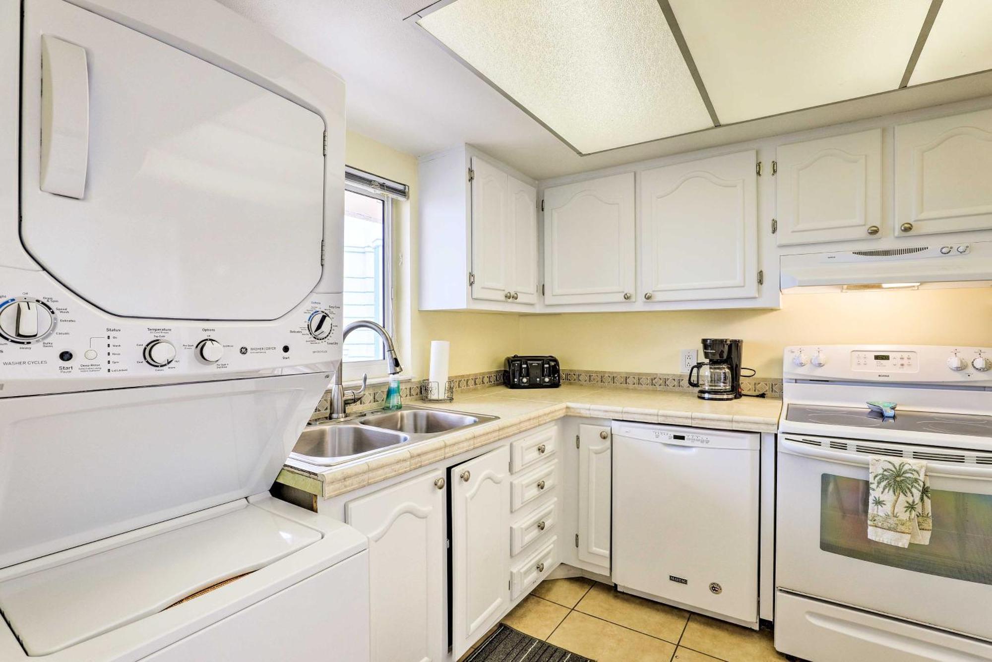 Oceanfront Cocoa Beach Condo With View Walk To Pier Extérieur photo
